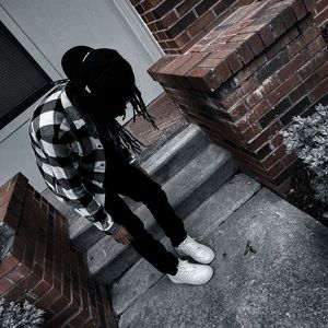 Meet your Posher, Kani